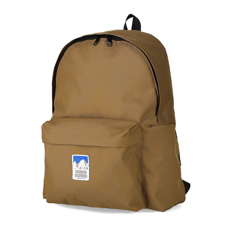 25aw-daypack-top-bg.jpg